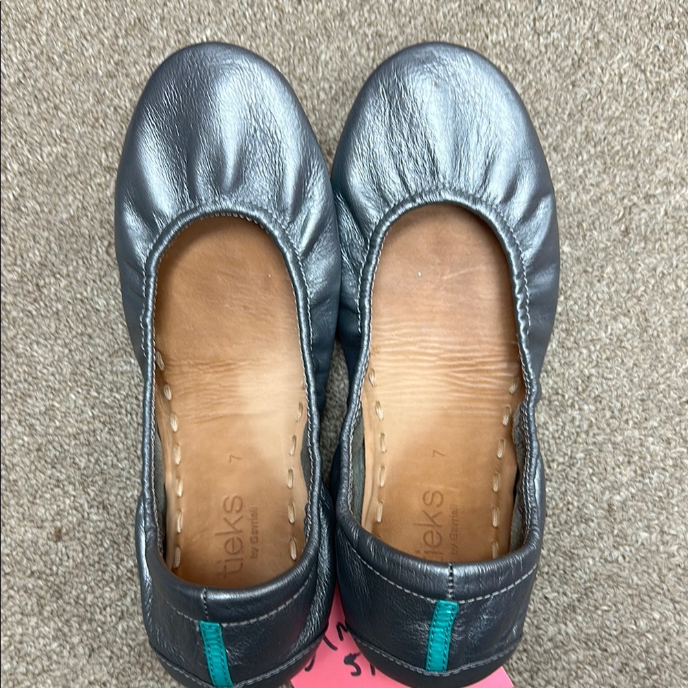 Tieks Metallic Pewter. Size 7.  LOW Price.  FIRM